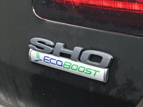 Used 2017 Ford Taurus SHO AWD/4WD image 12