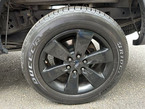 Used 2014 Ford F150 FX4 w/ Equipment Group 402A Luxury image 12