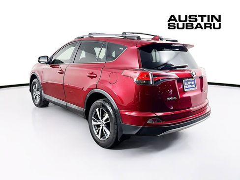 Used 2018 Toyota RAV4 XLE image 5
