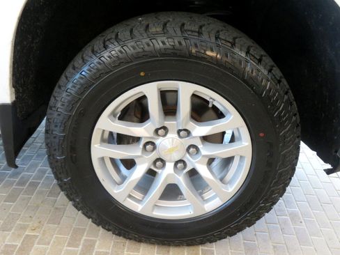 Used 2019 Chevrolet Silverado 1500 LT w/ Z71 Off-Road Package image 10