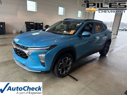 Used 2025 Chevrolet Trax LT