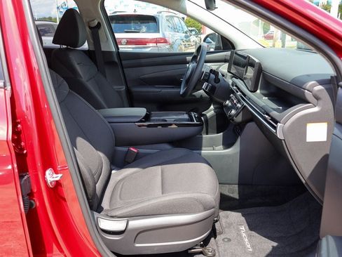 Used 2025 Hyundai Tucson Blue AWD/4WD image 8