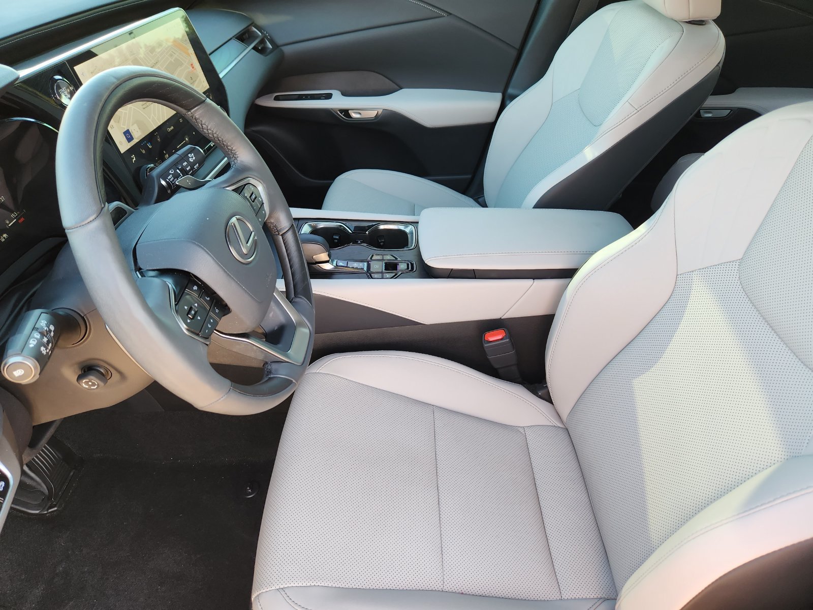 Used 2026 Lexus RX 350 F Sport w/ Convenience Package AWD/4WD image 22