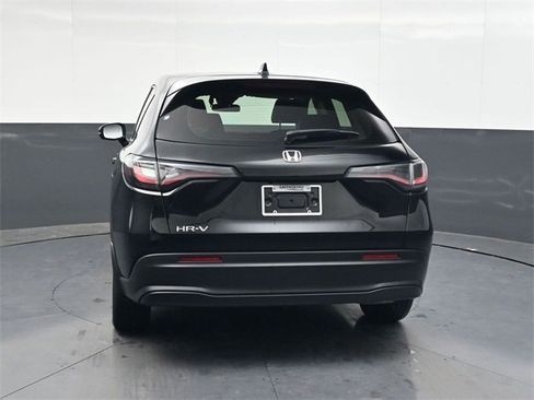 Used 2024 Honda HR-V LX image 5