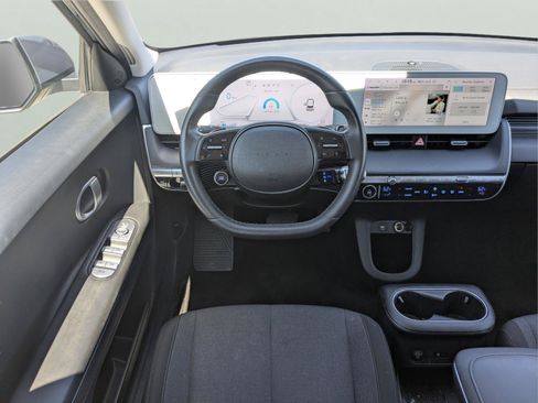 Used 2024 Hyundai Ioniq 5 SEL RWD image 19