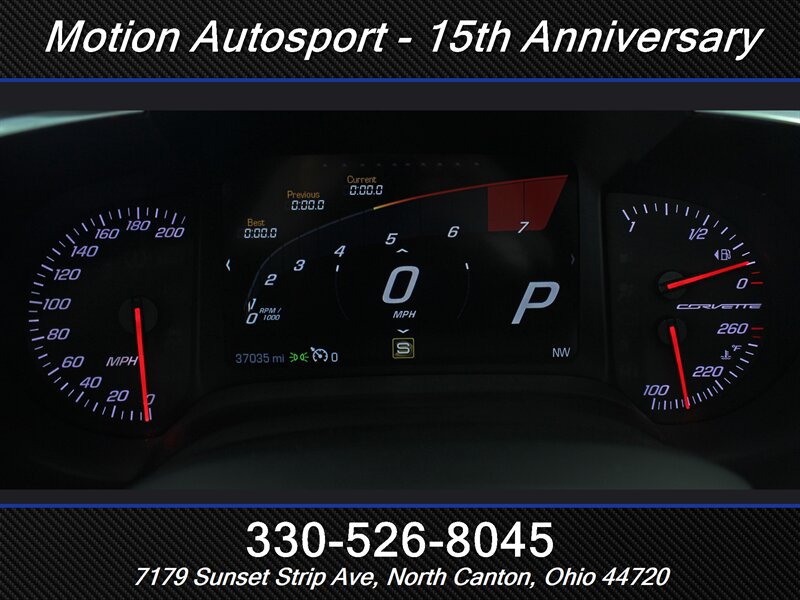Used 2016 Chevrolet Corvette Stingray Convertible RWD image 18