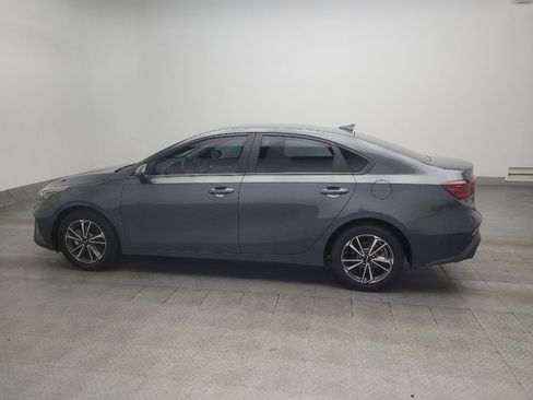 Used 2022 Kia Forte LXS w/ LXS Technology Package FWD image 3