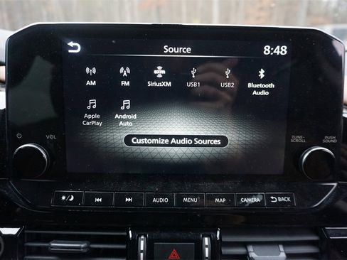 Used 2023 Nissan Pathfinder Platinum image 12