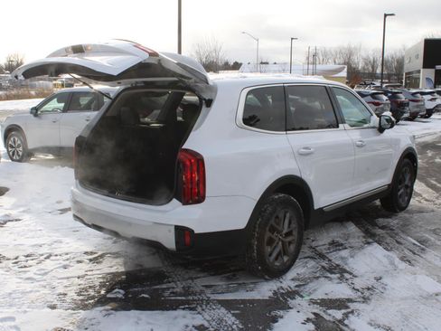 Used 2024 Kia Telluride LX image 7