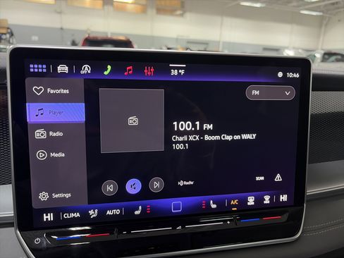 New 2026 Volkswagen Tiguan SE image 20