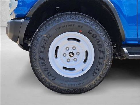 New 2026 Ford Bronco Heritage Edition AWD/4WD image 10
