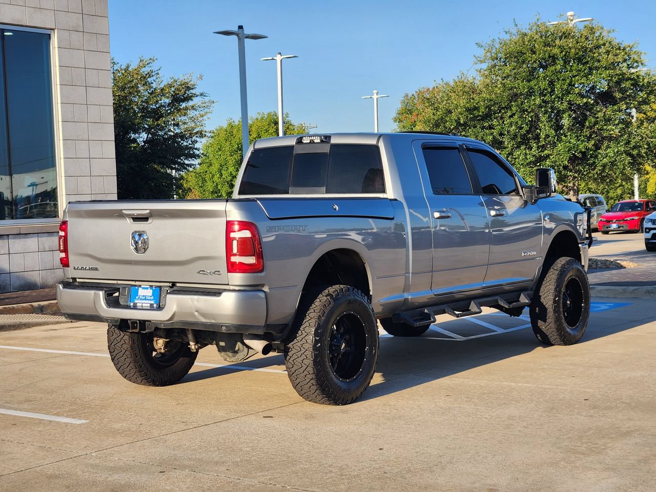Used 2023 RAM 3500 Laramie AWD/4WD image 5