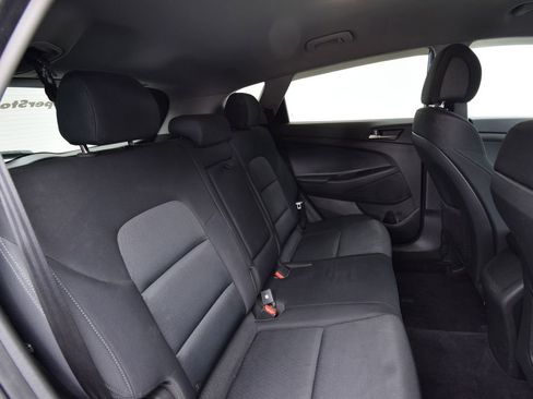 Used 2018 Hyundai Tucson SEL image 18