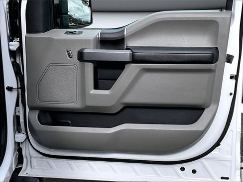 Used 2019 Ford F150 XLT w/ Trailer Tow Package image 26