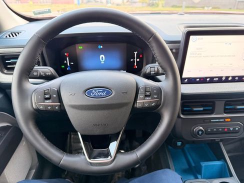 Used 2025 Ford Maverick XLT w/ Equipment Group 301A image 13