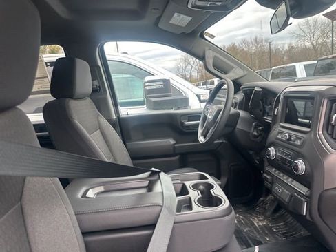 New 2026 GMC Sierra 2500 Pro image 27