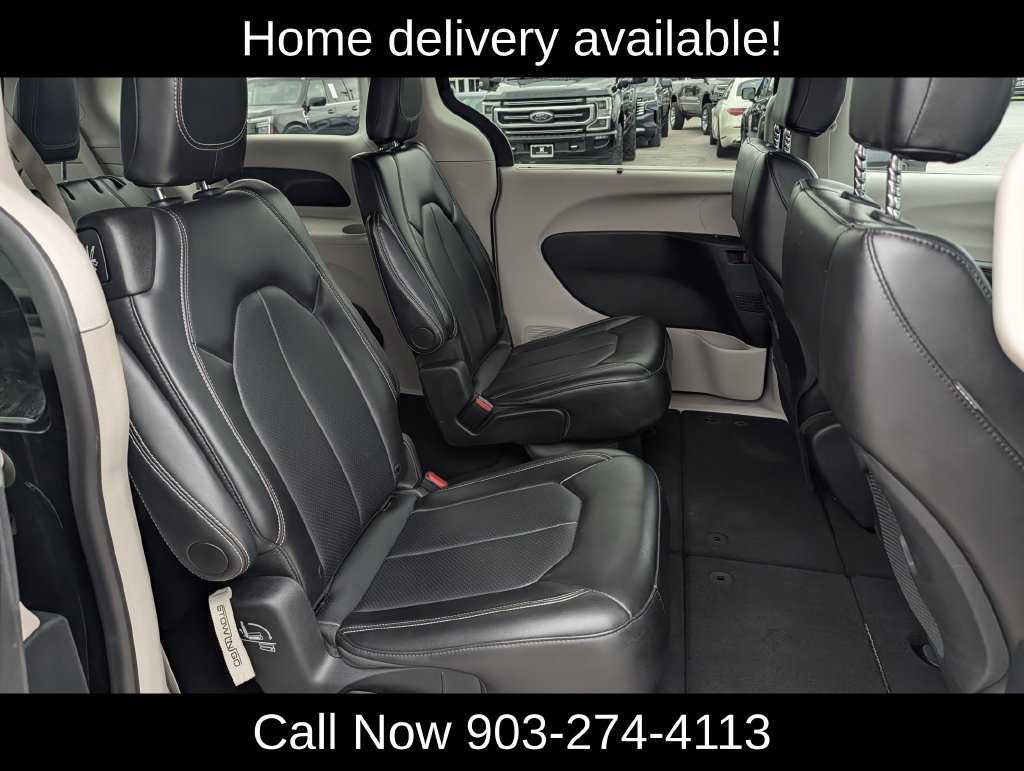 Used 2024 Chrysler Pacifica Touring-L FWD image 32