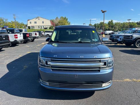 Used 2019 Ford Flex Limited AWD/4WD image 2