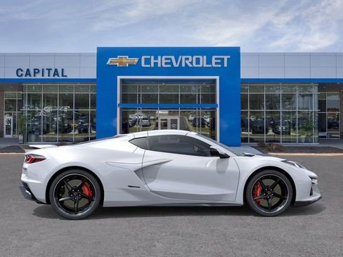 New 2025 Chevrolet Corvette E-Ray w/ ZER Performance Package image 5