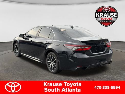 Used 2024 Toyota Camry SE FWD image 6