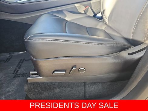 Used 2023 Tesla Model Y Long Range image 29