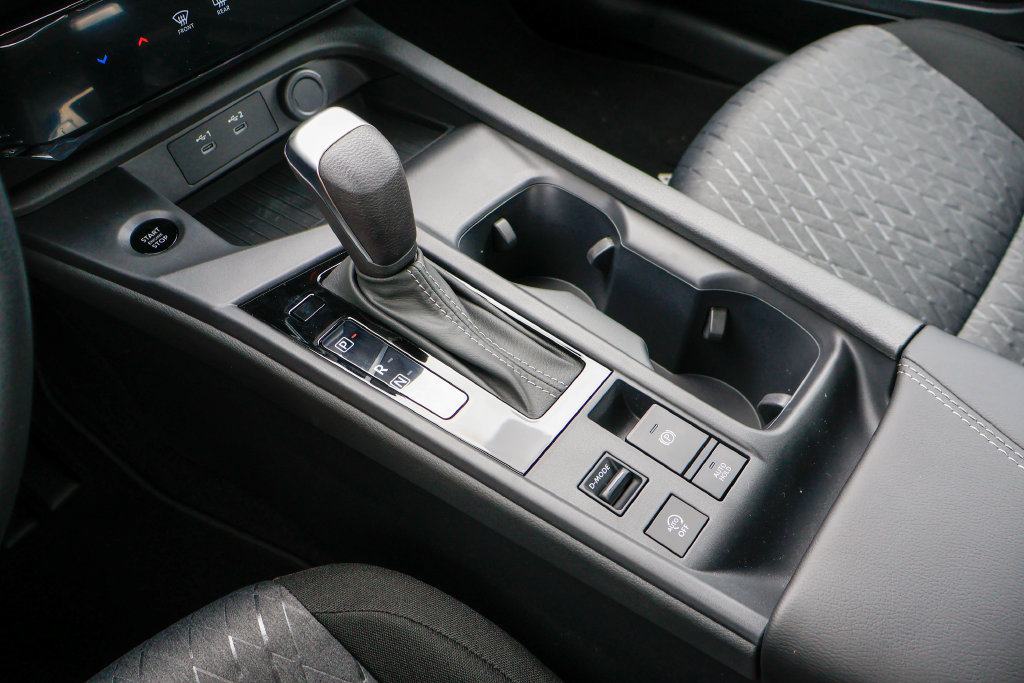 New 2027 Nissan Sentra SV FWD image 13