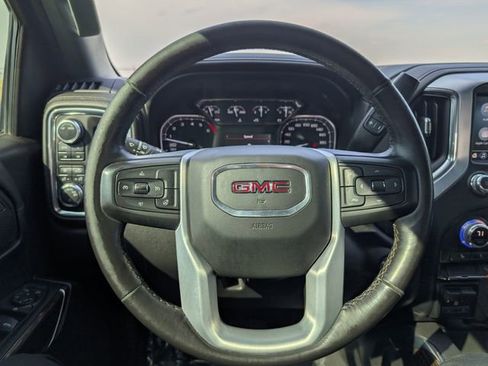 Used 2021 GMC Sierra 1500 Elevation image 17