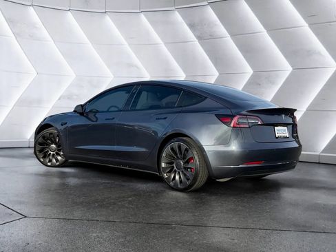Used 2022 Tesla Model 3 Performance image 6