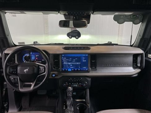 Used 2024 Ford Bronco Big Bend w/ Sasquatch Package AWD/4WD image 20