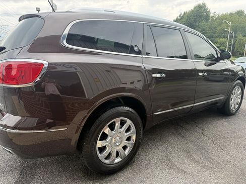 Used 2017 Buick Enclave Leather AWD/4WD image 7