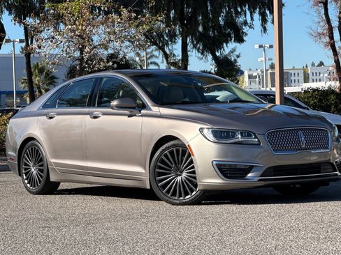 Used 2018 Lincoln MKZ Reserve w/ Luxury Package image 2