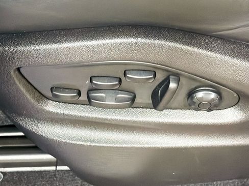 Certified 2023 Porsche Cayenne Turbo GT AWD/4WD image 25