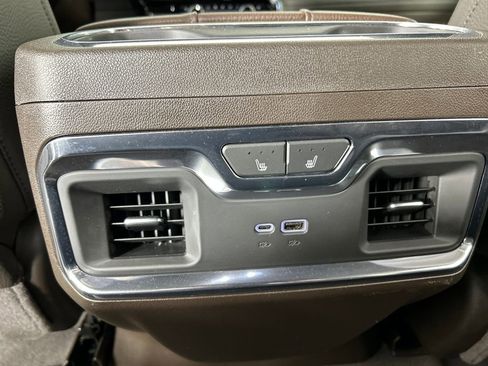 Used 2024 GMC Sierra 1500 Denali w/ Technology Package AWD/4WD image 20