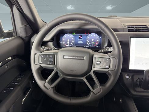 Used 2026 Land Rover Defender 110 S image 15