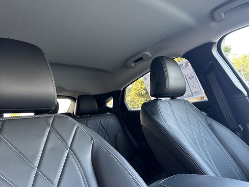 Certified 2025 Ford Mustang Mach-E Select w/ Comfort Package Lite image 18