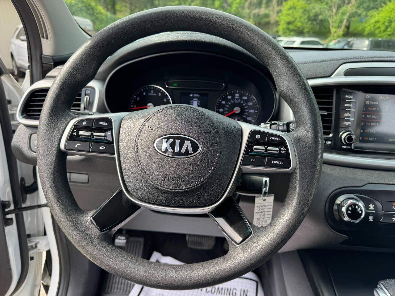 Used 2019 Kia Sorento FWD image 10