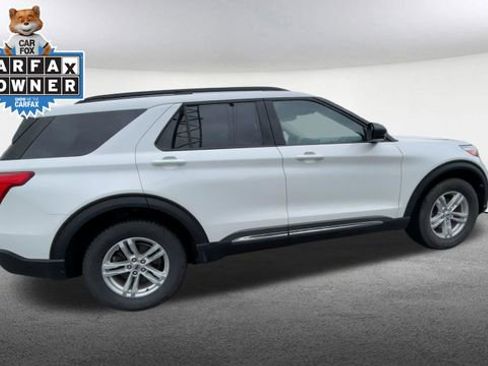 Certified 2023 Ford Explorer XLT w/ Equipment Group 202A AWD/4WD image 10
