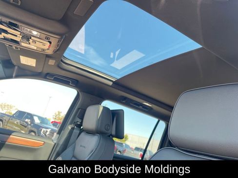 New 2026 GMC Yukon XL Denali w/ Denali Reserve Package image 25