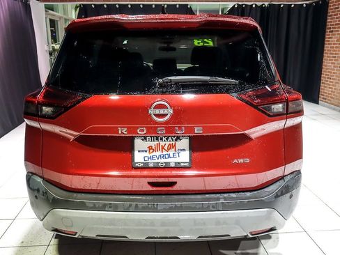 Used 2023 Nissan Rogue S image 9