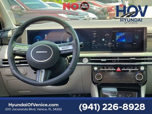 Used 2025 Hyundai Tucson SEL FWD image 20