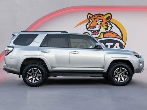 Used 2024 Toyota 4Runner TRD Off-Road image 4