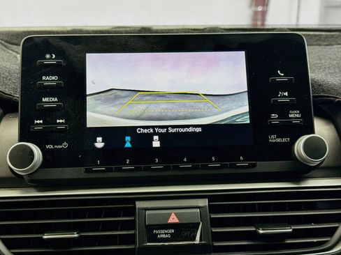 Used 2020 Honda Accord LX image 21