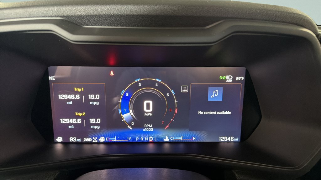 Used 2025 Chevrolet Colorado Trail Boss AWD/4WD image 37