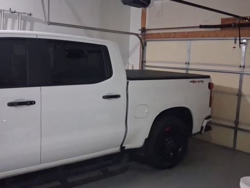 Used 2022 Chevrolet Silverado 1500 RST w/ Redline Edition AWD/4WD image 4
