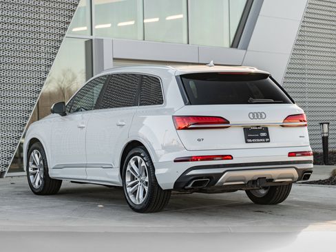 Certified 2025 Audi Q7 Premium Plus w/ Premium Plus Package image 5