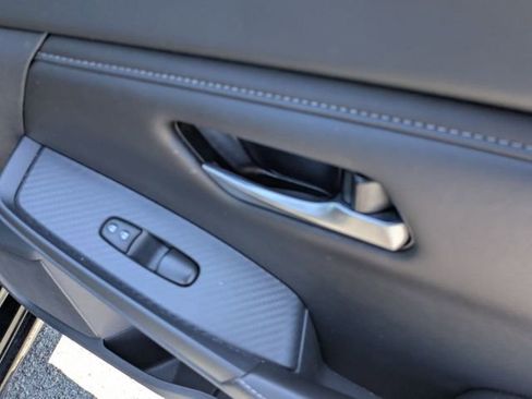 Used 2025 Nissan Sentra SV FWD image 29
