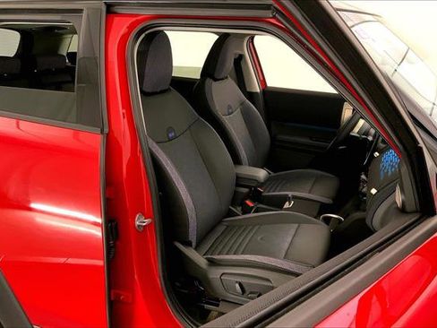 Certified 2025 MINI Cooper Countryman S w/ Comfort Package Max image 6