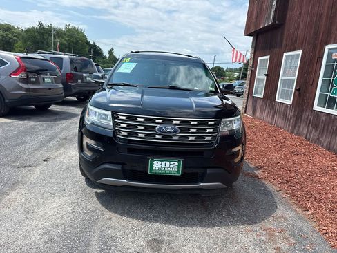Used 2016 Ford Explorer XLT w/ Equipment Group 202A AWD/4WD image 3