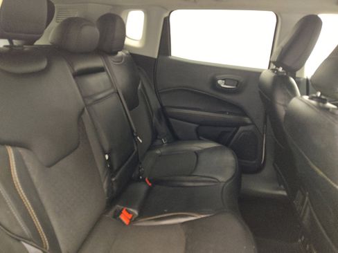 Used 2019 Jeep Compass Latitude w/ Safety & Security Group image 19