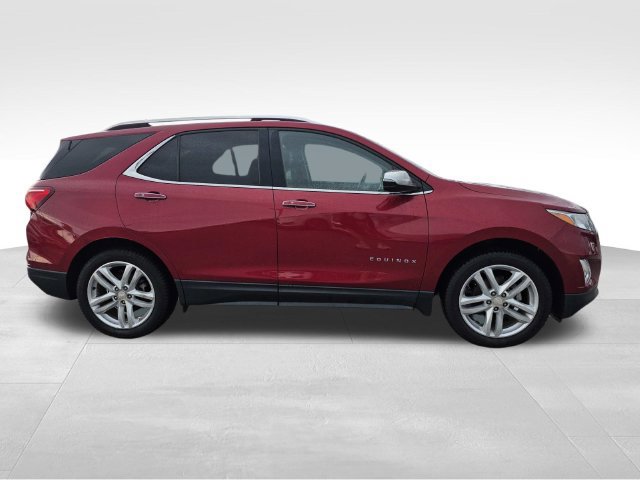 Used 2018 Chevrolet Equinox Premier FWD image 2